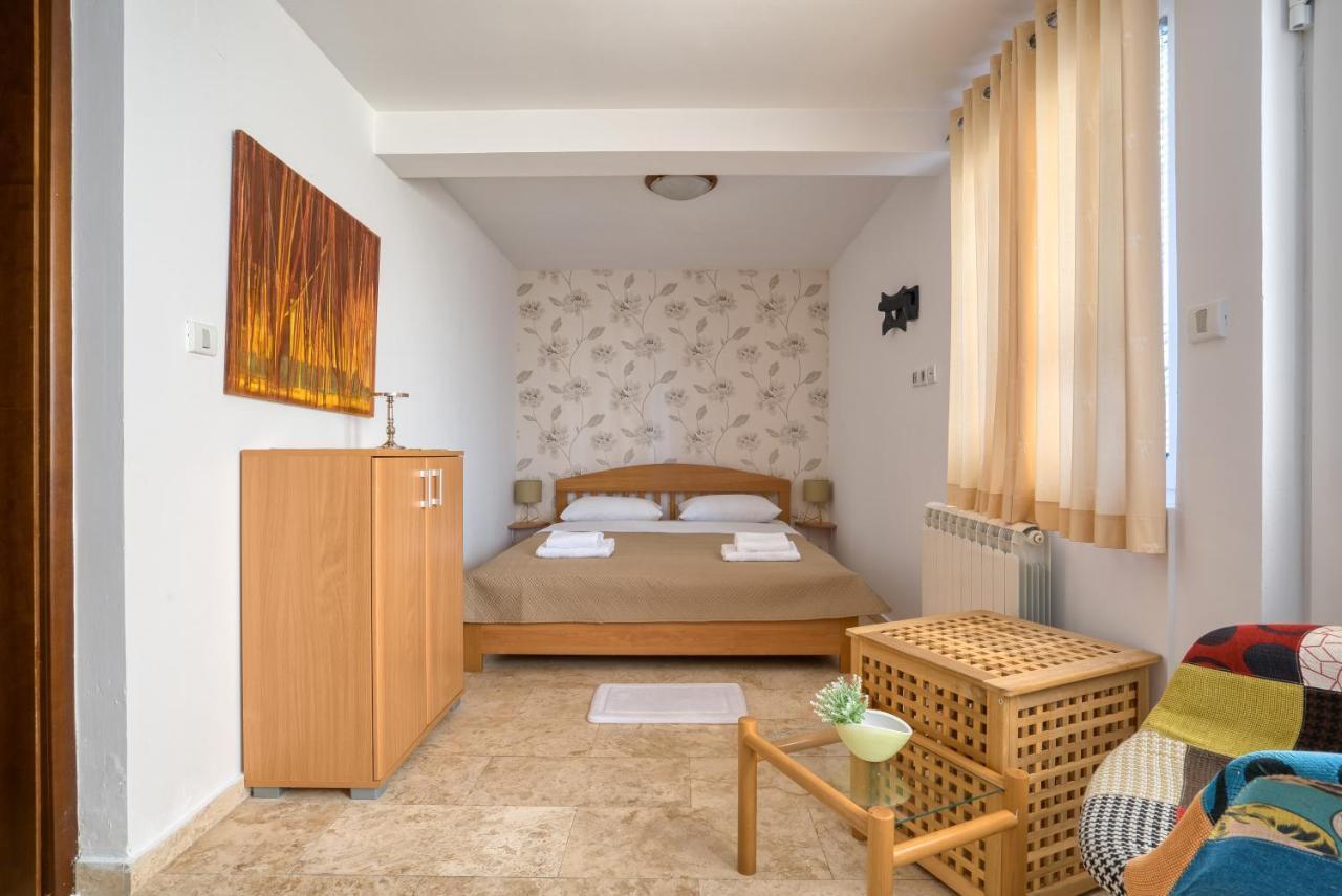 Apartman Marija Lux Sveti Stefan Esterno foto